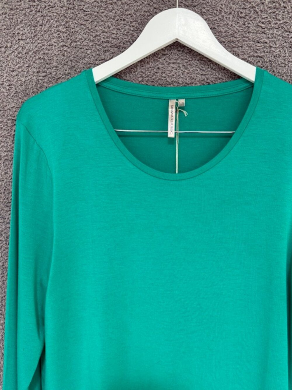 Banana Republic Signature Stretch Modal Long Sleeve T-Shirt Loch Green